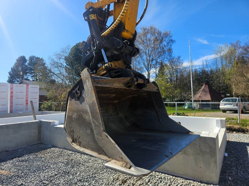 JCB 245 XLR - Bager gusjeničar: slika JCB 245 XLR - Bager gusjeničar JCB 245 XLR - Bager gusjeničar: slika JCB 245 XLR - Bager gusjeničar