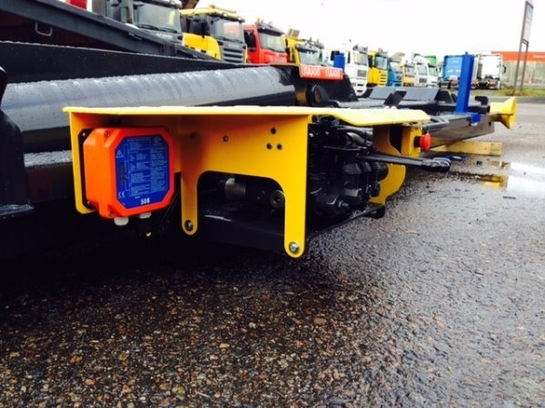 Jimeca Koukkulaite 16t - Kukasta dizalica/ Sustav s proklizavajućim upravljanjem: slika Jimeca Koukkulaite 16t - Kukasta dizalica/ Sustav s proklizavajućim upravljanjem Jimeca Koukkulaite 16t - Kukasta dizalica/ Sustav s proklizavajućim upravljanjem: slika Jimeca Koukkulaite 16t - Kukasta dizalica/ Sustav s proklizavajućim upravljanjem