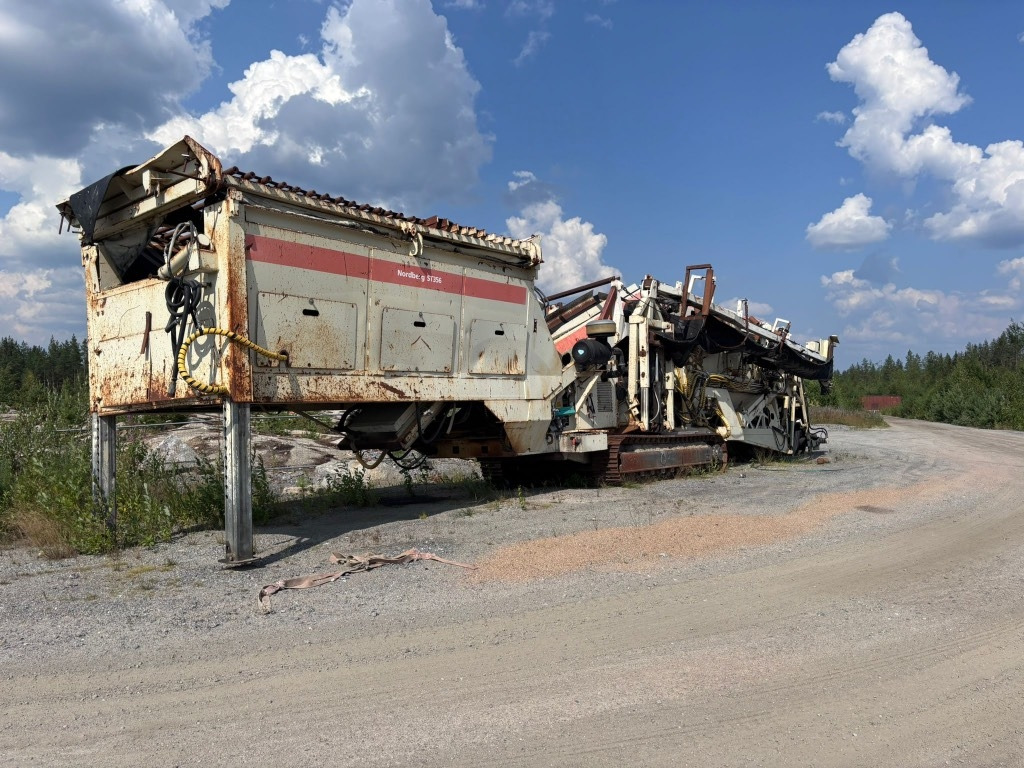 Metso Nordberg ST 356 - Screener: slika Metso Nordberg ST 356 - Screener Metso Nordberg ST 356 - Screener: slika Metso Nordberg ST 356 - Screener