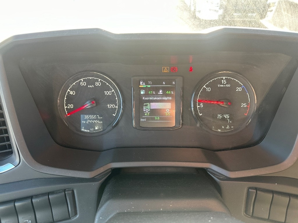 Kamion sandučar Scania P250: slika Kamion sandučar Scania P250