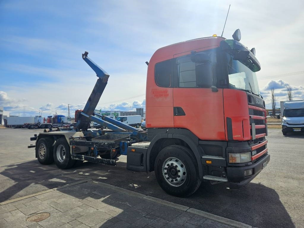 Scania R124 6x2*4 - Kamion s kukastom dizalicom: slika Scania R124 6x2*4 - Kamion s kukastom dizalicom Scania R124 6x2*4 - Kamion s kukastom dizalicom: slika Scania R124 6x2*4 - Kamion s kukastom dizalicom