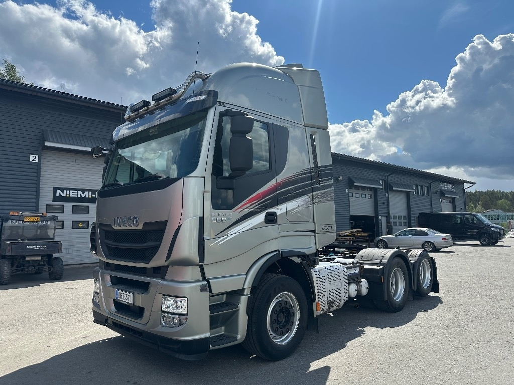 Iveco Stralis AS440S560 6x2 - Tegljač: slika Iveco Stralis AS440S560 6x2 - Tegljač Iveco Stralis AS440S560 6x2 - Tegljač: slika Iveco Stralis AS440S560 6x2 - Tegljač