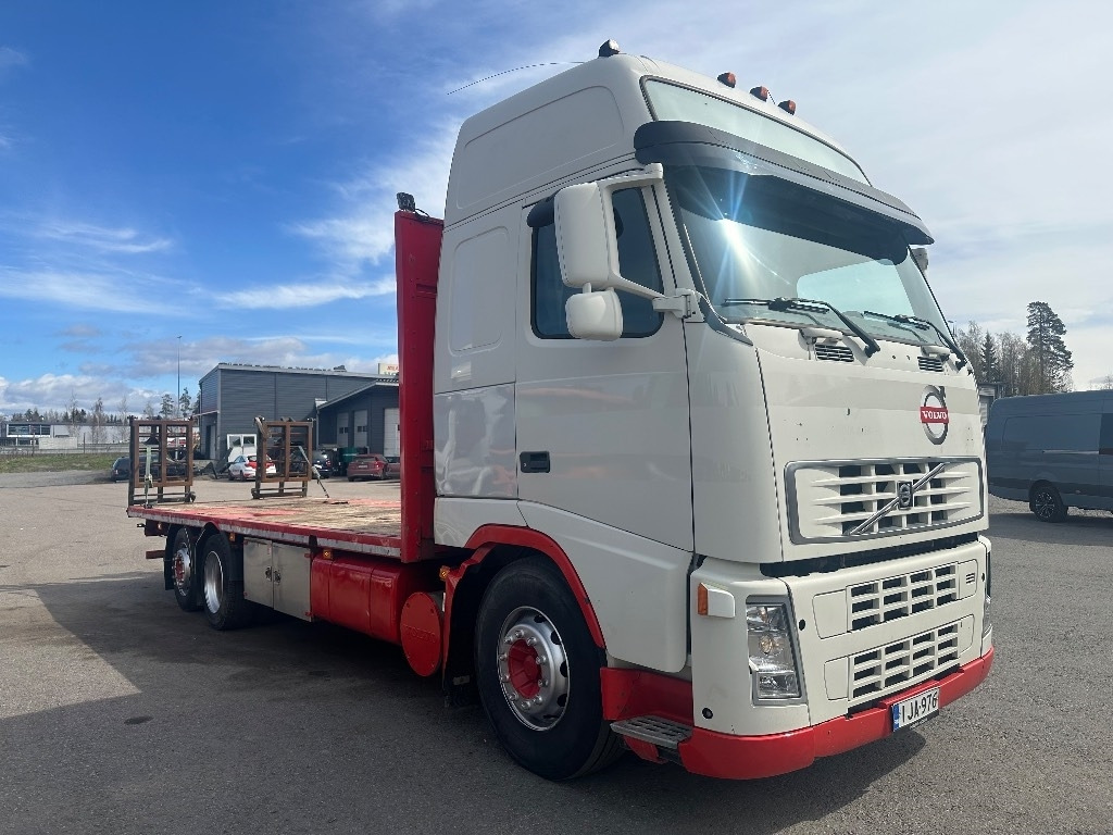 Volvo FH12 460 - Kamion s otvorenim sandukom: slika Volvo FH12 460 - Kamion s otvorenim sandukom Volvo FH12 460 - Kamion s otvorenim sandukom: slika Volvo FH12 460 - Kamion s otvorenim sandukom