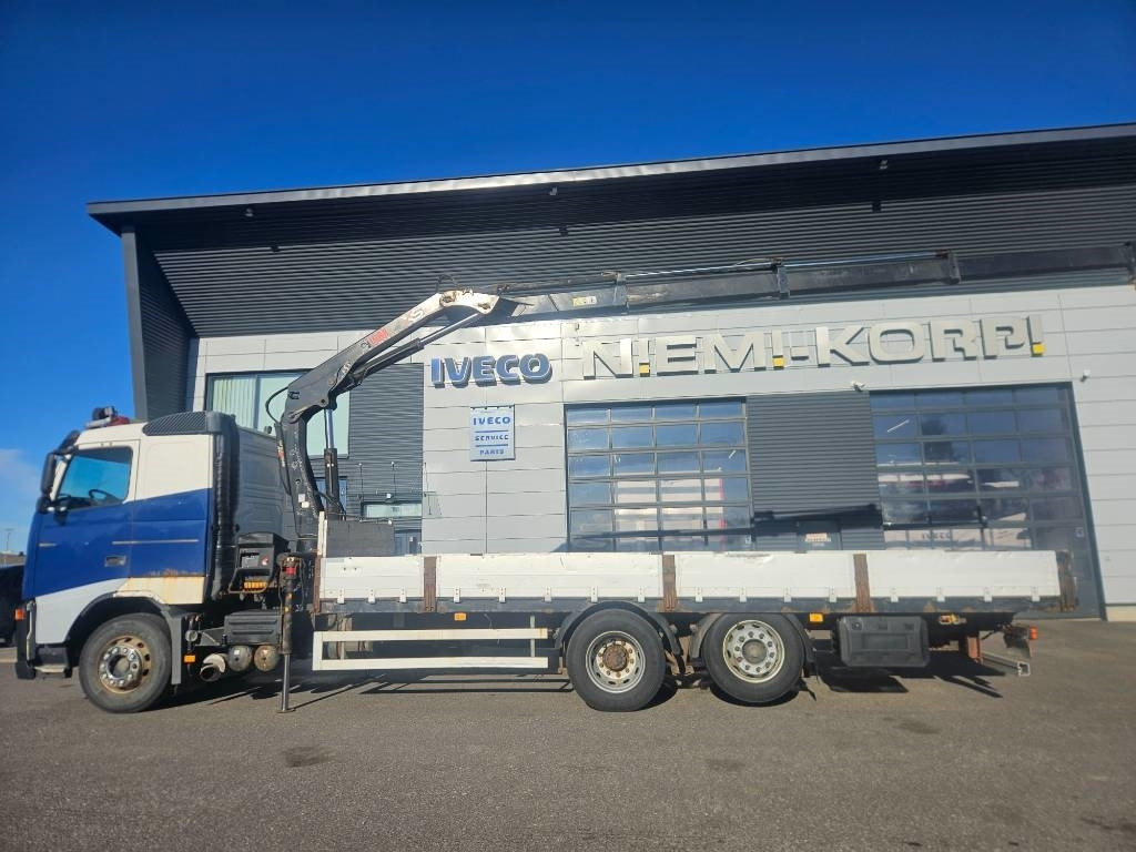 Volvo FH12 6x2 Hiab 166 kympitys 2029 asti - Kamion s kranom: slika Volvo FH12 6x2 Hiab 166 kympitys 2029 asti - Kamion s kranom Volvo FH12 6x2 Hiab 166 kympitys 2029 asti - Kamion s kranom: slika Volvo FH12 6x2 Hiab 166 kympitys 2029 asti - Kamion s kranom