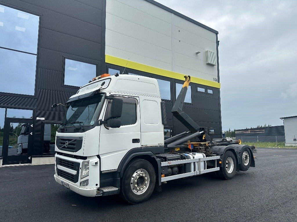 Volvo FM13 500 - Kamion s kukastom dizalicom: slika Volvo FM13 500 - Kamion s kukastom dizalicom Volvo FM13 500 - Kamion s kukastom dizalicom: slika Volvo FM13 500 - Kamion s kukastom dizalicom
