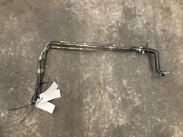 Scania Diesel pipe – Scania 2458633 - Motor i dijelovi za Kamion: slika Scania Diesel pipe – Scania 2458633 - Motor i dijelovi za Kamion Scania Diesel pipe – Scania 2458633 - Motor i dijelovi za Kamion: slika Scania Diesel pipe – Scania 2458633 - Motor i dijelovi za Kamion