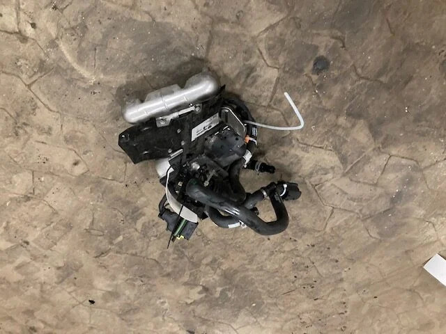 Scania Heater – Oliefyr 6kw – Scania 3034224 - Električni sustav za Kamion: slika Scania Heater – Oliefyr 6kw – Scania 3034224 - Električni sustav za Kamion Scania Heater – Oliefyr 6kw – Scania 3034224 - Električni sustav za Kamion: slika Scania Heater – Oliefyr 6kw – Scania 3034224 - Električni sustav za Kamion