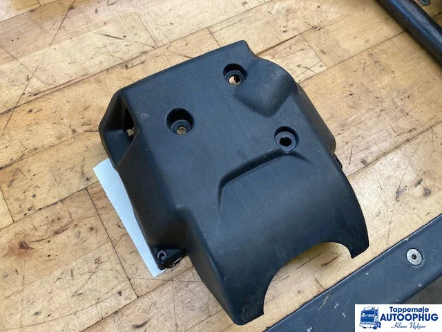 Scania Ratstamme cover Scania 1549225 - Kabina i unutrašnjost za Kamion: slika Scania Ratstamme cover Scania 1549225 - Kabina i unutrašnjost za Kamion Scania Ratstamme cover Scania 1549225 - Kabina i unutrašnjost za Kamion: slika Scania Ratstamme cover Scania 1549225 - Kabina i unutrašnjost za Kamion