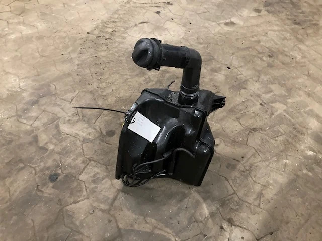 Scania Sprinkler beholder – Scania 2707037 - Kabina i unutrašnjost za Kamion: slika Scania Sprinkler beholder – Scania 2707037 - Kabina i unutrašnjost za Kamion Scania Sprinkler beholder – Scania 2707037 - Kabina i unutrašnjost za Kamion: slika Scania Sprinkler beholder – Scania 2707037 - Kabina i unutrašnjost za Kamion