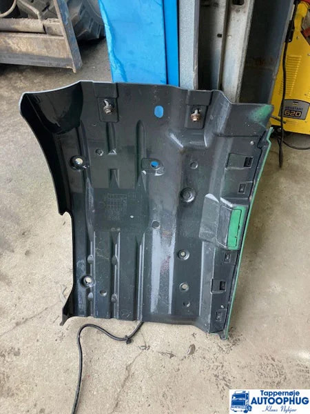 Scania forskærm P/N: 2599544 / 2298040 - Karoserija i eksterijer za Kamion: slika Scania forskærm P/N: 2599544 / 2298040 - Karoserija i eksterijer za Kamion Scania forskærm P/N: 2599544 / 2298040 - Karoserija i eksterijer za Kamion: slika Scania forskærm P/N: 2599544 / 2298040 - Karoserija i eksterijer za Kamion