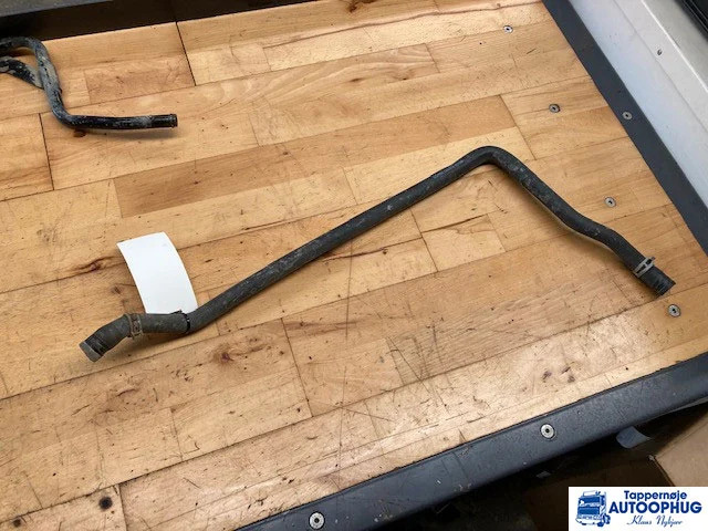 Scania vandslange Scania 2327819 - Motor i dijelovi za Kamion: slika Scania vandslange Scania 2327819 - Motor i dijelovi za Kamion Scania vandslange Scania 2327819 - Motor i dijelovi za Kamion: slika Scania vandslange Scania 2327819 - Motor i dijelovi za Kamion