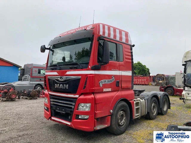 MAN TGX 26.500 NEW MOTOR - Tegljač: slika MAN TGX 26.500 NEW MOTOR - Tegljač MAN TGX 26.500 NEW MOTOR - Tegljač: slika MAN TGX 26.500 NEW MOTOR - Tegljač
