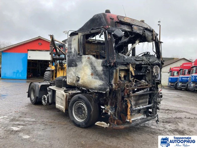 MAN TGX 26.510 Damage burnt - Tegljač: slika MAN TGX 26.510 Damage burnt - Tegljač MAN TGX 26.510 Damage burnt - Tegljač: slika MAN TGX 26.510 Damage burnt - Tegljač