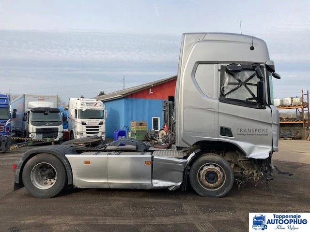 Scania R450 4X2 Retarder - Tegljač: slika Scania R450 4X2 Retarder - Tegljač Scania R450 4X2 Retarder - Tegljač: slika Scania R450 4X2 Retarder - Tegljač