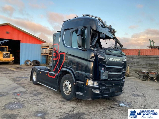 Scania R650 4X2 - Tegljač: slika Scania R650 4X2 - Tegljač Scania R650 4X2 - Tegljač: slika Scania R650 4X2 - Tegljač