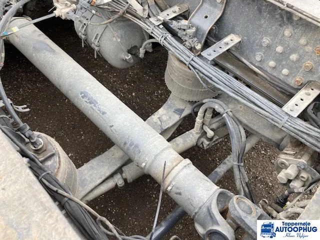 Volvo FH500 TC 8X2 - Kamion-šasija: slika Volvo FH500 TC 8X2 - Kamion-šasija Volvo FH500 TC 8X2 - Kamion-šasija: slika Volvo FH500 TC 8X2 - Kamion-šasija