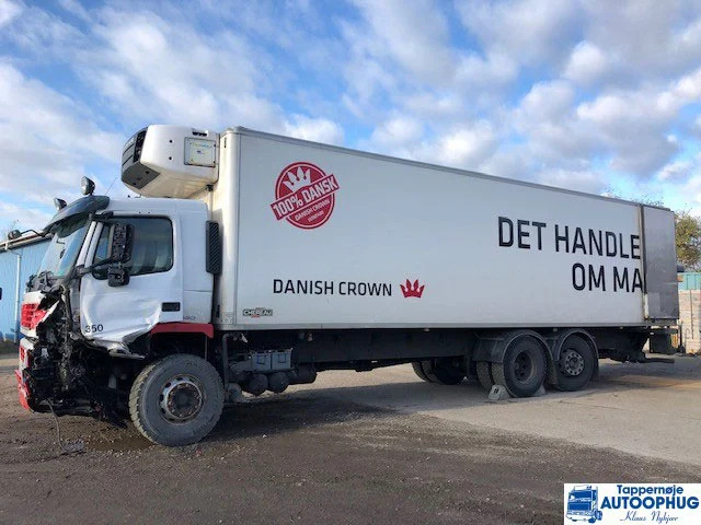 Volvo FM330 Coolerbox 6×2 - Kamion hladnjača: slika Volvo FM330 Coolerbox 6×2 - Kamion hladnjača Volvo FM330 Coolerbox 6×2 - Kamion hladnjača: slika Volvo FM330 Coolerbox 6×2 - Kamion hladnjača