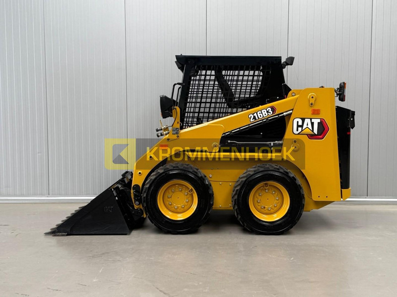 Caterpillar 216 B3 - Mini utovarivač: slika Caterpillar 216 B3 - Mini utovarivač Caterpillar 216 B3 - Mini utovarivač: slika Caterpillar 216 B3 - Mini utovarivač