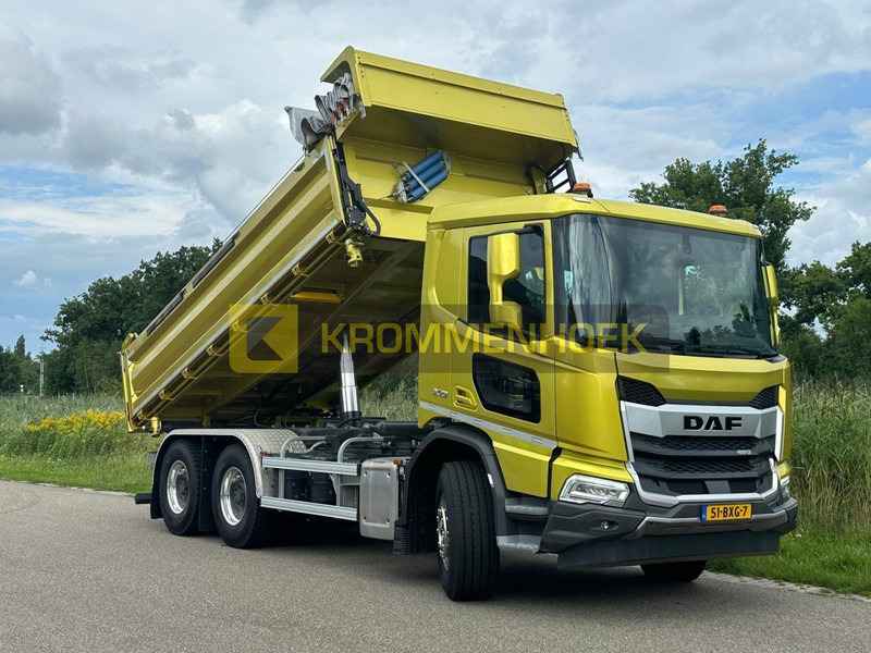 DAF XD 450 FAT Demo | 6x4 | 3 zijdige Kipper - Kiper: slika DAF XD 450 FAT Demo | 6x4 | 3 zijdige Kipper - Kiper DAF XD 450 FAT Demo | 6x4 | 3 zijdige Kipper - Kiper: slika DAF XD 450 FAT Demo | 6x4 | 3 zijdige Kipper - Kiper