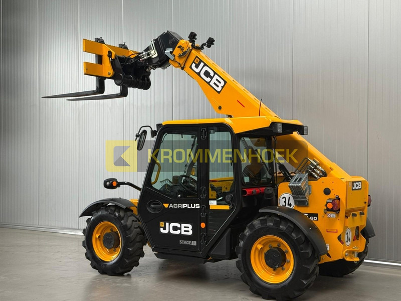 JCB 525-60 Agri plus - Teleskopski rukovatelj: slika JCB 525-60 Agri plus - Teleskopski rukovatelj JCB 525-60 Agri plus - Teleskopski rukovatelj: slika JCB 525-60 Agri plus - Teleskopski rukovatelj