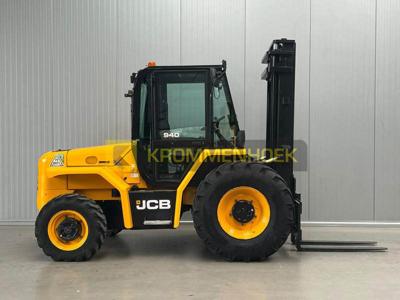 JCB 940 - Viličar za teške terene: slika JCB 940 - Viličar za teške terene JCB 940 - Viličar za teške terene: slika JCB 940 - Viličar za teške terene