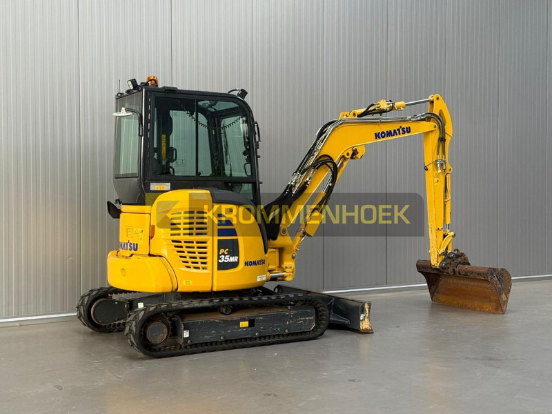 Komatsu PC 35 MR-5 - Mini bager: slika Komatsu PC 35 MR-5 - Mini bager Komatsu PC 35 MR-5 - Mini bager: slika Komatsu PC 35 MR-5 - Mini bager