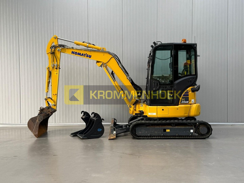 Komatsu PC 35 MR-5 - Mini bager: slika Komatsu PC 35 MR-5 - Mini bager Komatsu PC 35 MR-5 - Mini bager: slika Komatsu PC 35 MR-5 - Mini bager
