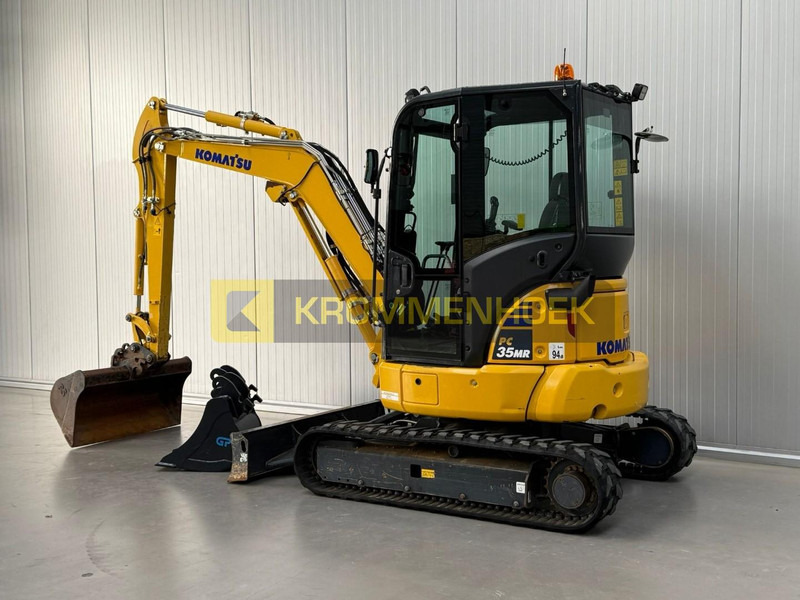 Komatsu PC 35 MR-5 - Mini bager: slika Komatsu PC 35 MR-5 - Mini bager Komatsu PC 35 MR-5 - Mini bager: slika Komatsu PC 35 MR-5 - Mini bager