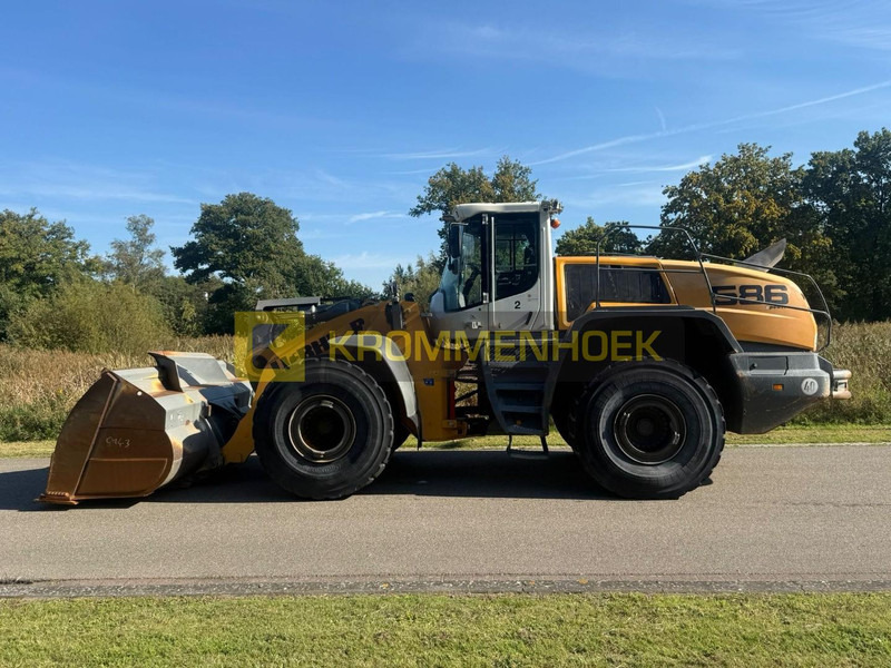 Liebherr L 586 Xpower - Utovarivač na kotačima: slika Liebherr L 586 Xpower - Utovarivač na kotačima Liebherr L 586 Xpower - Utovarivač na kotačima: slika Liebherr L 586 Xpower - Utovarivač na kotačima