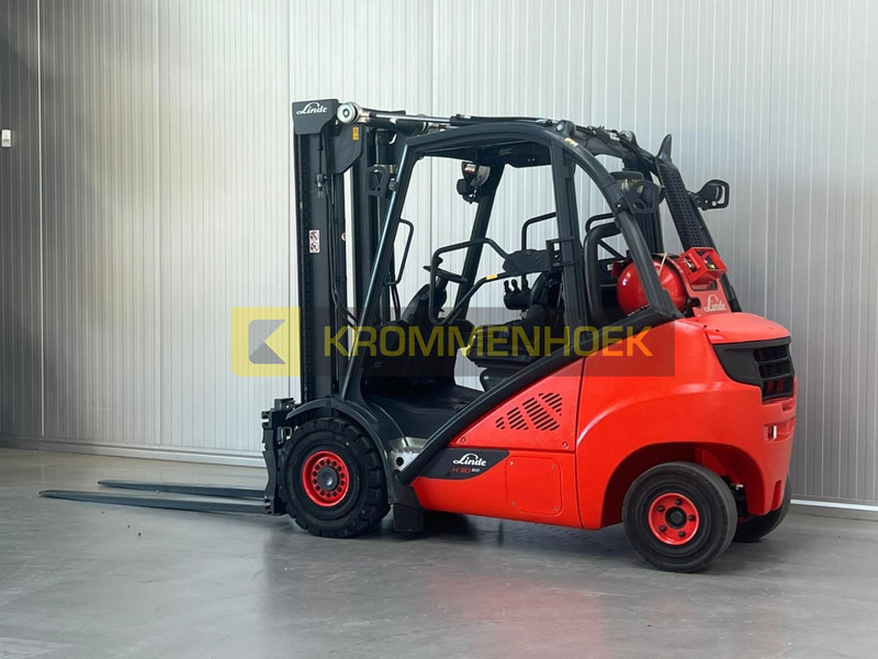Linde H 30 T - Plinski viličar: slika Linde H 30 T - Plinski viličar Linde H 30 T - Plinski viličar: slika Linde H 30 T - Plinski viličar