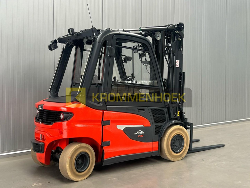 Linde X 30 - Električni viličar: slika Linde X 30 - Električni viličar Linde X 30 - Električni viličar: slika Linde X 30 - Električni viličar