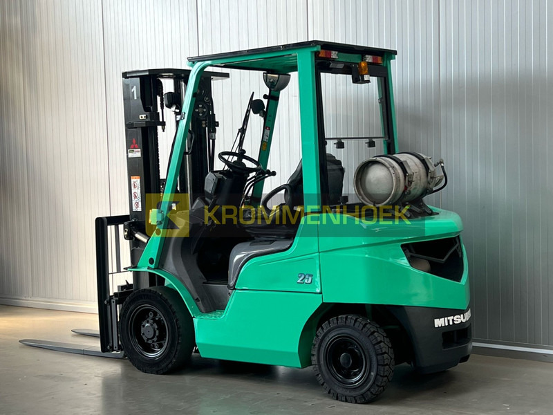 Mitsubishi FG 25 NT - Plinski viličar: slika Mitsubishi FG 25 NT - Plinski viličar Mitsubishi FG 25 NT - Plinski viličar: slika Mitsubishi FG 25 NT - Plinski viličar