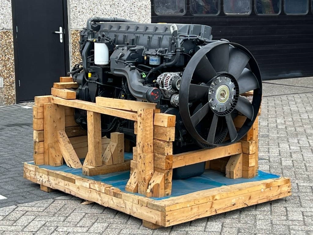 CNH Engine - FPT Cursor 13 - F3BE9681C - Motor za Poljoprivredni strojevi: slika CNH Engine - FPT Cursor 13 - F3BE9681C - Motor za Poljoprivredni strojevi CNH Engine - FPT Cursor 13 - F3BE9681C - Motor za Poljoprivredni strojevi: slika CNH Engine - FPT Cursor 13 - F3BE9681C - Motor za Poljoprivredni strojevi