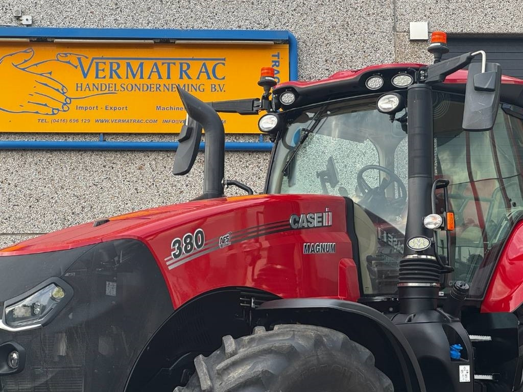 Case IH MAGNUM 380 CVX, AFS Connect, Frontlinkage, 1750 hr - Traktor: slika Case IH MAGNUM 380 CVX, AFS Connect, Frontlinkage, 1750 hr - Traktor Case IH MAGNUM 380 CVX, AFS Connect, Frontlinkage, 1750 hr - Traktor: slika Case IH MAGNUM 380 CVX, AFS Connect, Frontlinkage, 1750 hr - Traktor