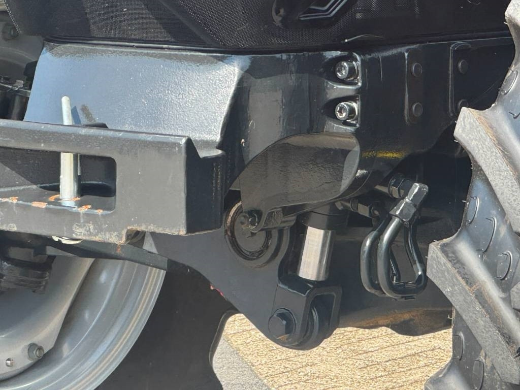 Case IH Vestrum 130CVX, suspension, air, 2023! - Traktor: slika Case IH Vestrum 130CVX, suspension, air, 2023! - Traktor Case IH Vestrum 130CVX, suspension, air, 2023! - Traktor: slika Case IH Vestrum 130CVX, suspension, air, 2023! - Traktor