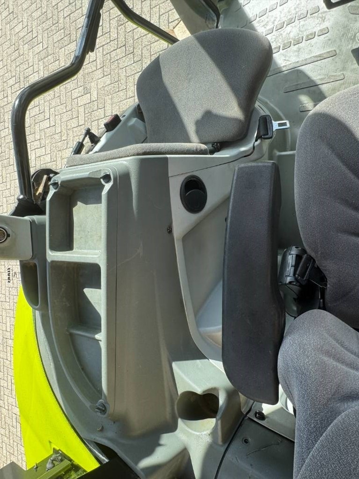 Traktor Claas Arion 450 CIS - HEXASHIFT, airbrakes, suspension,: slika Traktor Claas Arion 450 CIS - HEXASHIFT, airbrakes, suspension,