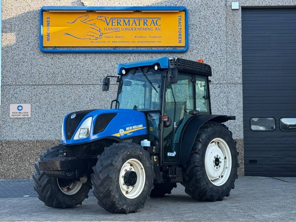 New Holland T4.100 DC, Low Profile, 2019, 3013 hours!! - Traktor: slika New Holland T4.100 DC, Low Profile, 2019, 3013 hours!! - Traktor New Holland T4.100 DC, Low Profile, 2019, 3013 hours!! - Traktor: slika New Holland T4.100 DC, Low Profile, 2019, 3013 hours!! - Traktor