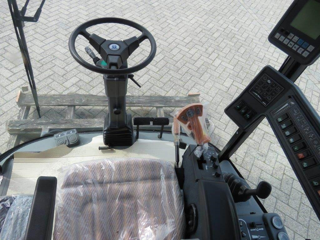 Zakup New Holland TX  New Holland TX: slika Zakup New Holland TX  New Holland TX
