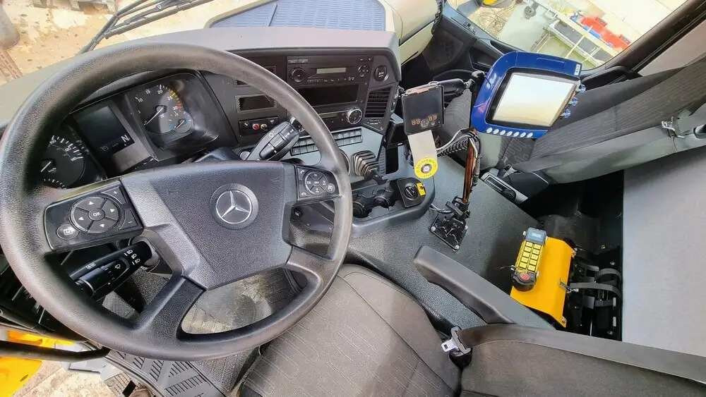 MERCEDES-BENZ Arocs 1824 / Cuthbertson MPB-18 - Kiper: slika MERCEDES-BENZ Arocs 1824 / Cuthbertson MPB-18 - Kiper MERCEDES-BENZ Arocs 1824 / Cuthbertson MPB-18 - Kiper: slika MERCEDES-BENZ Arocs 1824 / Cuthbertson MPB-18 - Kiper