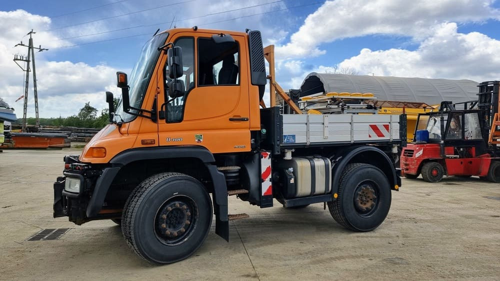 MERCEDES-BENZ Unimog U400 - Općinski traktor: slika MERCEDES-BENZ Unimog U400 - Općinski traktor MERCEDES-BENZ Unimog U400 - Općinski traktor: slika MERCEDES-BENZ Unimog U400 - Općinski traktor