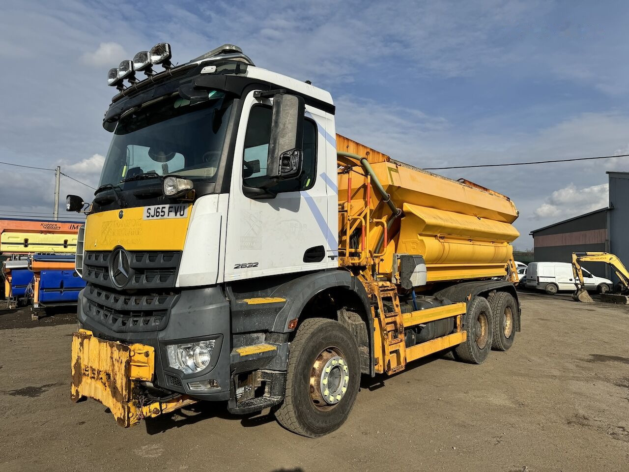 Mercedes-Benz 2632 - Namjenska/ Posebna vozila, Kamion: slika Mercedes-Benz 2632 - Namjenska/ Posebna vozila, Kamion Mercedes-Benz 2632 - Namjenska/ Posebna vozila, Kamion: slika Mercedes-Benz 2632 - Namjenska/ Posebna vozila, Kamion