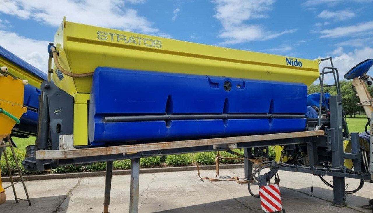 SCHMIDT Stratos Nido B70-42 - Posipač pijeska/ Soli za Posipač pijeska/ Soli: slika SCHMIDT Stratos Nido B70-42 - Posipač pijeska/ Soli za Posipač pijeska/ Soli SCHMIDT Stratos Nido B70-42 - Posipač pijeska/ Soli za Posipač pijeska/ Soli: slika SCHMIDT Stratos Nido B70-42 - Posipač pijeska/ Soli za Posipač pijeska/ Soli