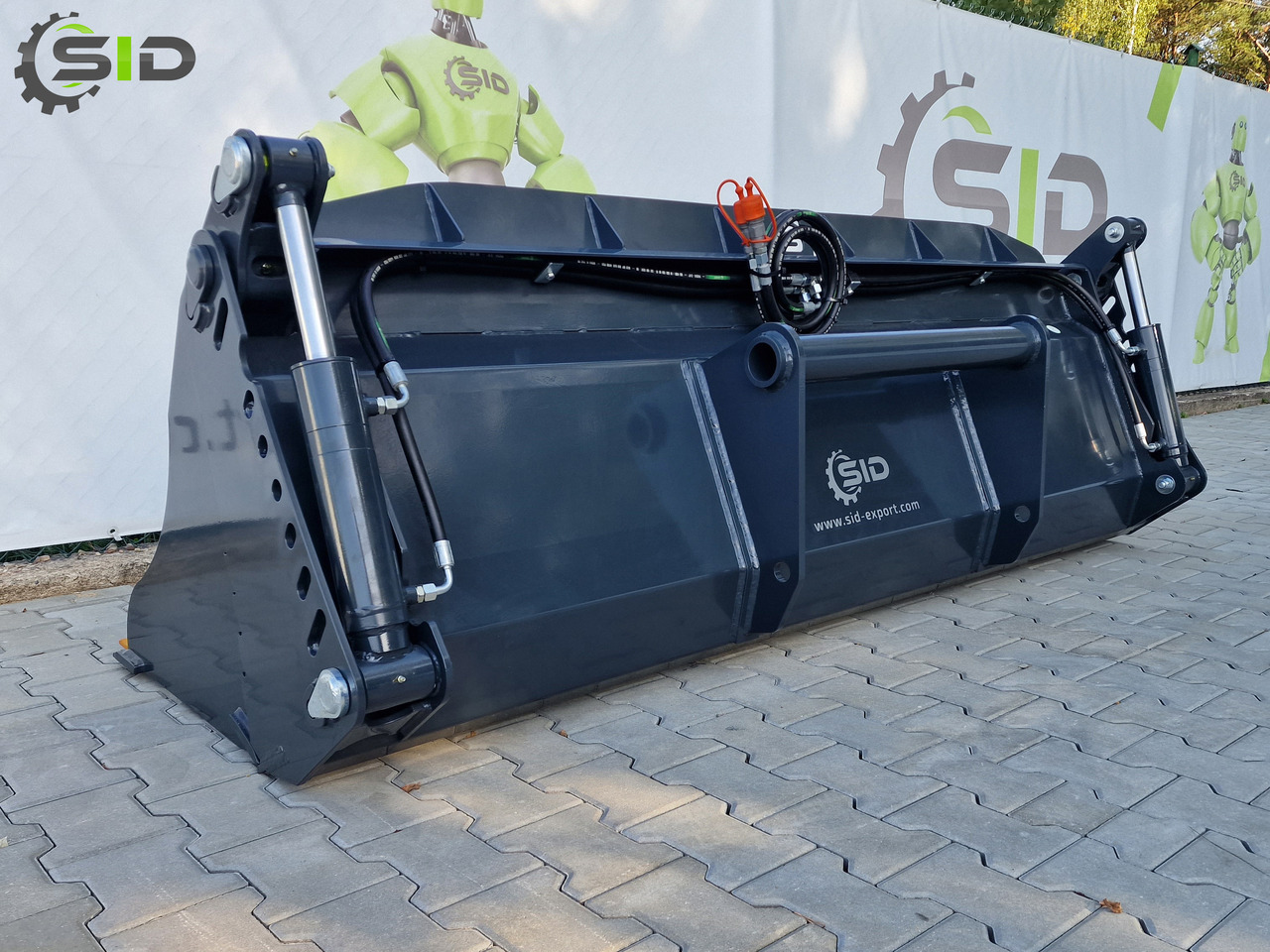 SID Klappschaufel 4in1 / Godet 4en1 multifonction / 4in1 multipurpose bucket 1,4 m - Utovarna korpa za Građevinski strojevi: slika SID Klappschaufel 4in1 / Godet 4en1 multifonction / 4in1 multipurpose bucket 1,4 m - Utovarna korpa za Građevinski strojevi SID Klappschaufel 4in1 / Godet 4en1 multifonction / 4in1 multipurpose bucket 1,4 m - Utovarna korpa za Građevinski strojevi: slika SID Klappschaufel 4in1 / Godet 4en1 multifonction / 4in1 multipurpose bucket 1,4 m - Utovarna korpa za Građevinski strojevi