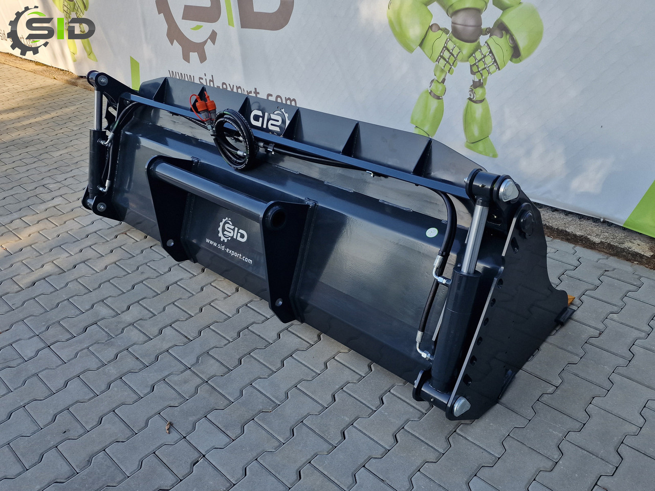 SID Klappschaufel 4in1 / Godet 4en1 multifonction / 4in1 multipurpose bucket 1,4 m - Utovarna korpa za Građevinski strojevi: slika SID Klappschaufel 4in1 / Godet 4en1 multifonction / 4in1 multipurpose bucket 1,4 m - Utovarna korpa za Građevinski strojevi SID Klappschaufel 4in1 / Godet 4en1 multifonction / 4in1 multipurpose bucket 1,4 m - Utovarna korpa za Građevinski strojevi: slika SID Klappschaufel 4in1 / Godet 4en1 multifonction / 4in1 multipurpose bucket 1,4 m - Utovarna korpa za Građevinski strojevi