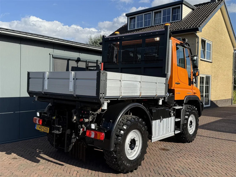Mercedes-Benz Unimog U 218 Kipper 3 Seats 4WD AGRI Euro 6 - Kamion: slika Mercedes-Benz Unimog U 218 Kipper 3 Seats 4WD AGRI Euro 6 - Kamion Mercedes-Benz Unimog U 218 Kipper 3 Seats 4WD AGRI Euro 6 - Kamion: slika Mercedes-Benz Unimog U 218 Kipper 3 Seats 4WD AGRI Euro 6 - Kamion