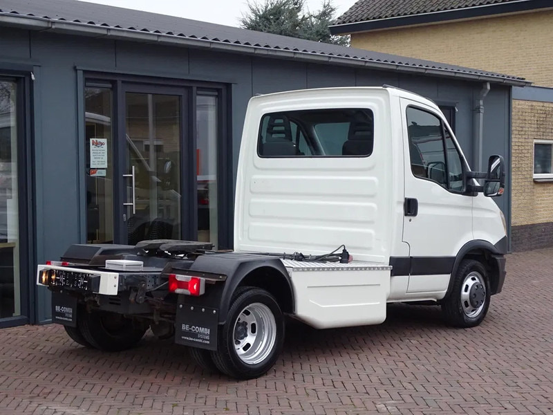 Iveco Daily 35.210 PK BE TREKKER 10.4t AIRCO CC - Tegljač: slika Iveco Daily 35.210 PK BE TREKKER 10.4t AIRCO CC - Tegljač Iveco Daily 35.210 PK BE TREKKER 10.4t AIRCO CC - Tegljač: slika Iveco Daily 35.210 PK BE TREKKER 10.4t AIRCO CC - Tegljač