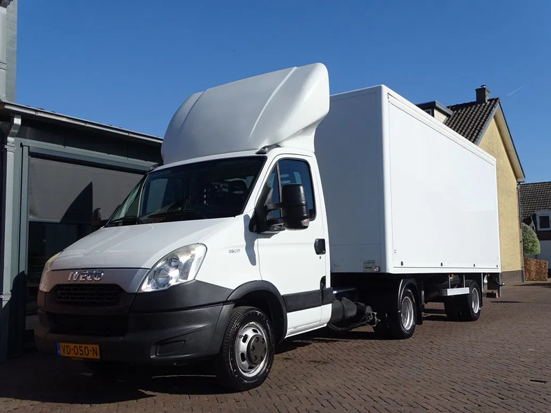 Iveco Daily 35C17 BE PODIUM OPLEGGER 3800 KG LBW 1.5 ton - Tegljač: slika Iveco Daily 35C17 BE PODIUM OPLEGGER 3800 KG LBW 1.5 ton - Tegljač Iveco Daily 35C17 BE PODIUM OPLEGGER 3800 KG LBW 1.5 ton - Tegljač: slika Iveco Daily 35C17 BE PODIUM OPLEGGER 3800 KG LBW 1.5 ton - Tegljač