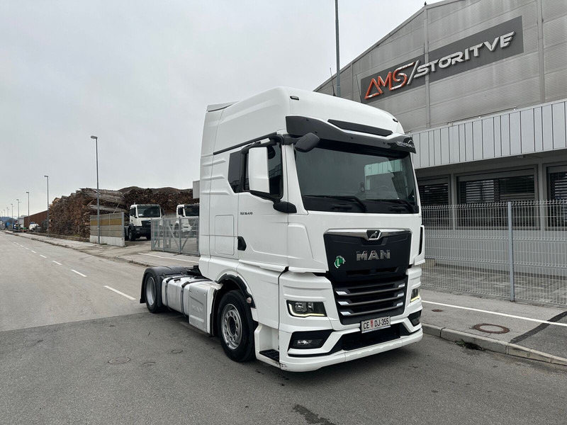 MAN TGX 18.470 - Tegljač: slika MAN TGX 18.470 - Tegljač MAN TGX 18.470 - Tegljač: slika MAN TGX 18.470 - Tegljač