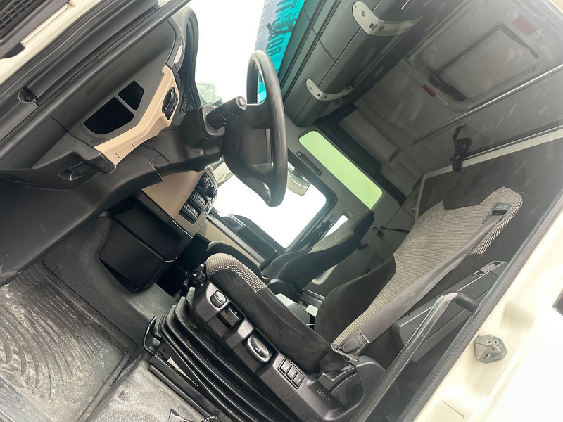 MAN TGX 18.500 - Tegljač: slika MAN TGX 18.500 - Tegljač MAN TGX 18.500 - Tegljač: slika MAN TGX 18.500 - Tegljač