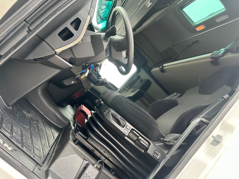 MAN TGX 18.510 - Tegljač: slika MAN TGX 18.510 - Tegljač MAN TGX 18.510 - Tegljač: slika MAN TGX 18.510 - Tegljač